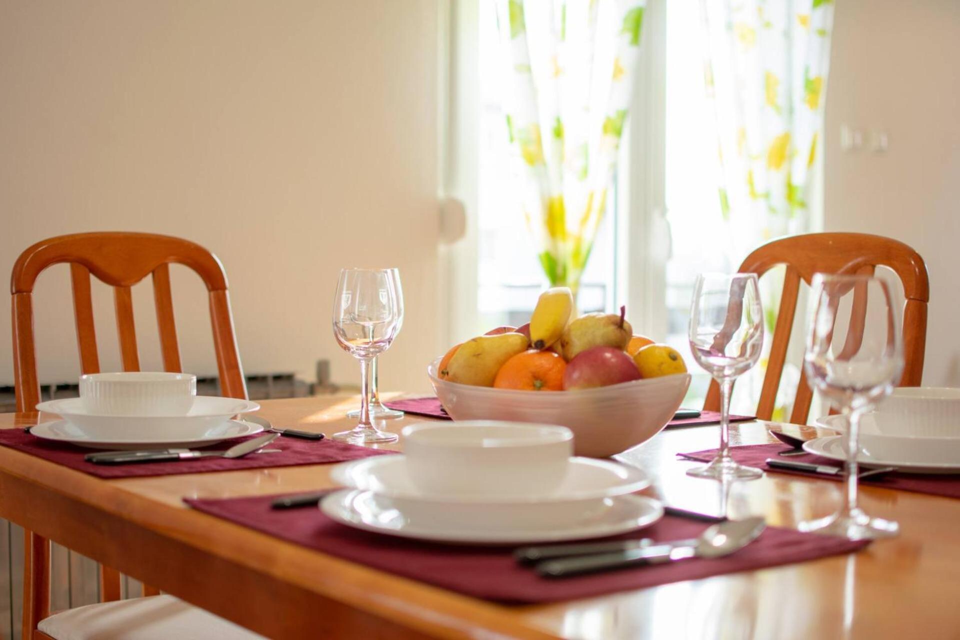 מדולין Family House With 2 Apartments - Irma מראה חיצוני תמונה