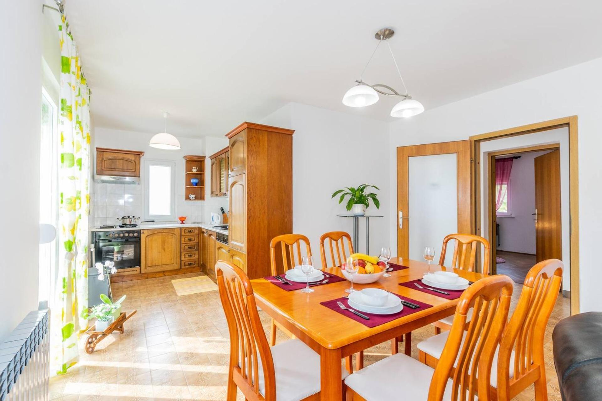 מדולין Family House With 2 Apartments - Irma מראה חיצוני תמונה