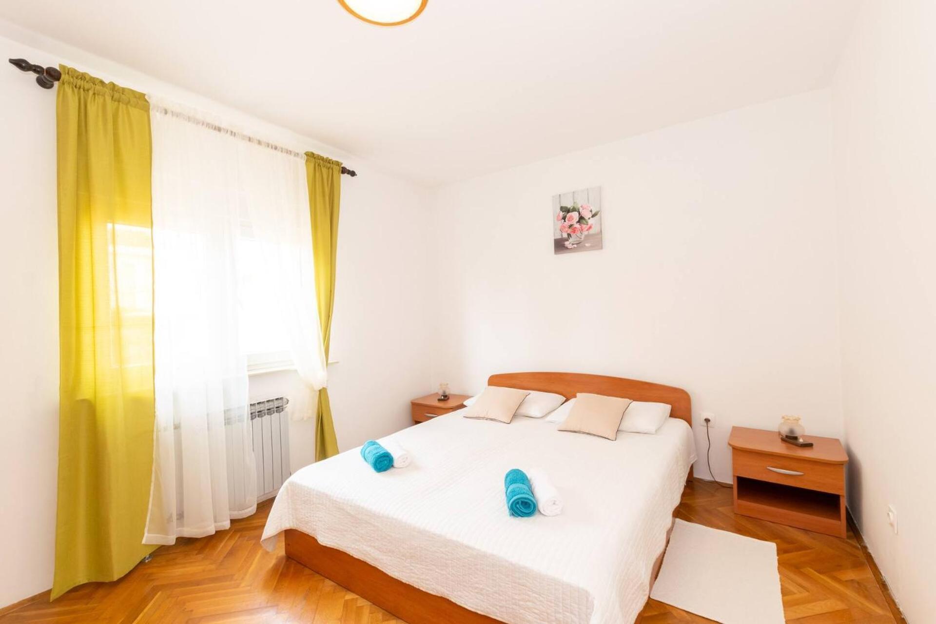 מדולין Family House With 2 Apartments - Irma מראה חיצוני תמונה