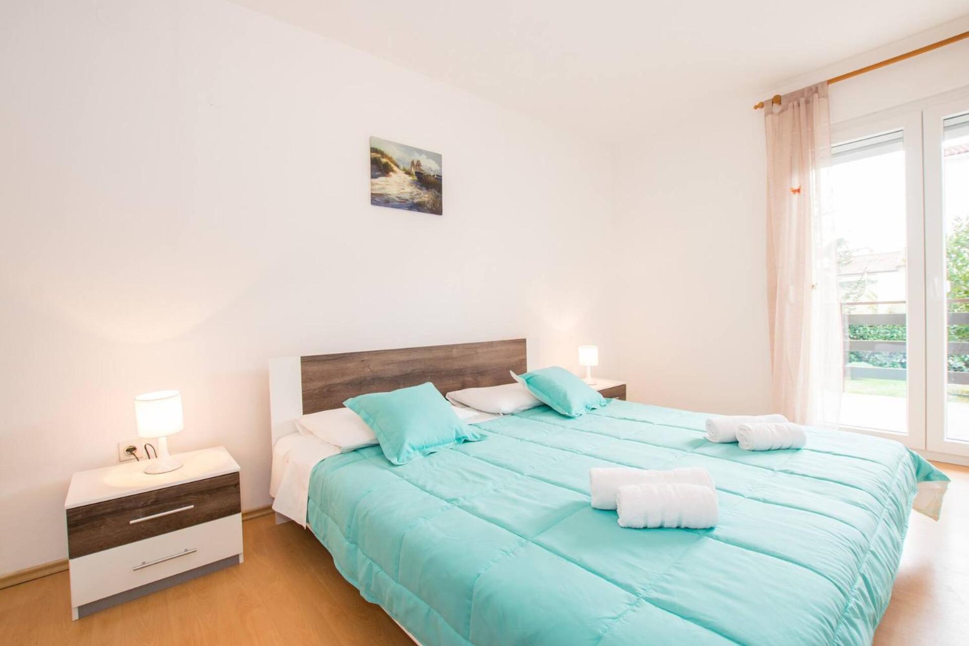 מדולין Family House With 2 Apartments - Irma מראה חיצוני תמונה